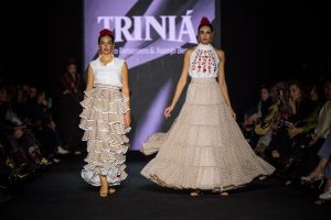 Tendencias de moda flamenca 2026: tradición en movimiento 3 - María Tenorio